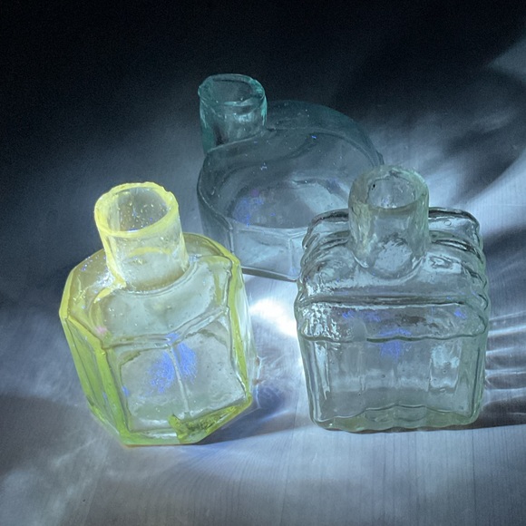 ANTIQUE TEAL GLASS INK BOTTLES VICTORIAN ICE BLUE LOT OF 3 VINTAGE SCARCE! - Picture 14 of 15